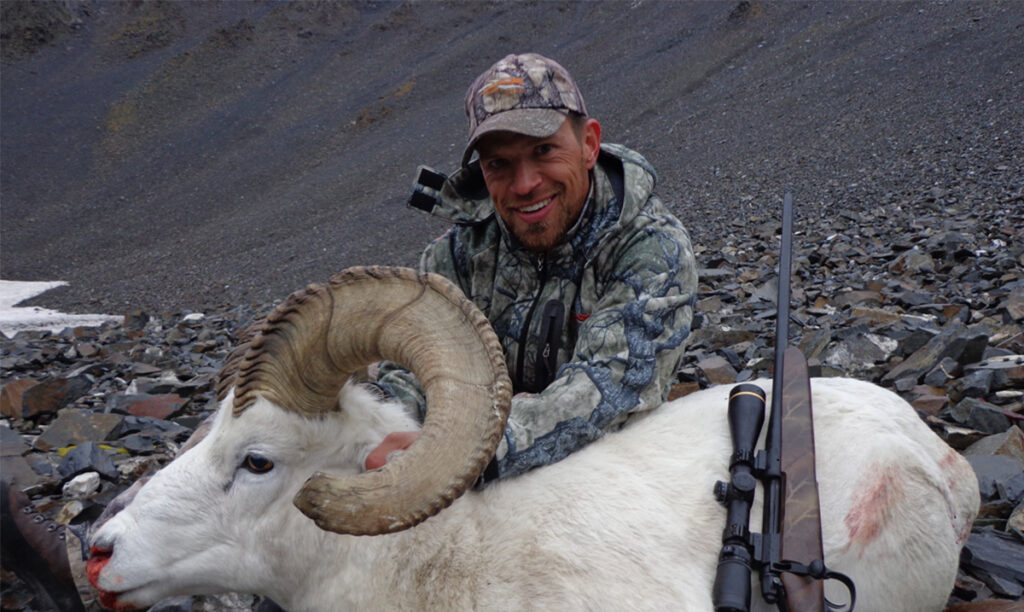 Darren LaSorte with a big dahl sheep